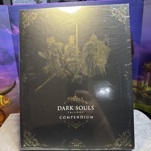 専用出品★Dark Souls Trilogy Compendium 25th FuturePress | Dark Souls Trilogy Compendium