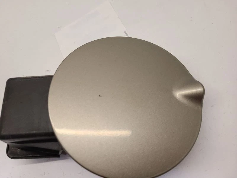 Jeep Liberty 2002-2007 puerta de llenado de combustible caqui Foto 2 de 4