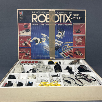 Vintage 1985 Milton Bradley ROBOTIX Series R-2000 Argus Space Robot Building Set