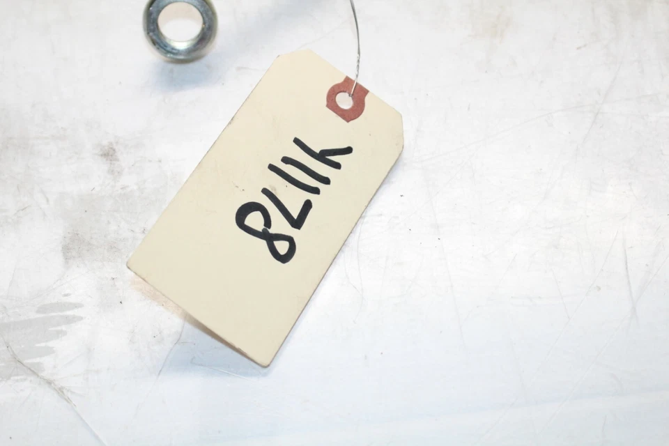 06-13 LEXUS IS250 DRIVER TAPA VÁLVULA IZQUIERDA ENFRIADOR DE ACEITE LÍNEA Y1179 Foto 2 de 4