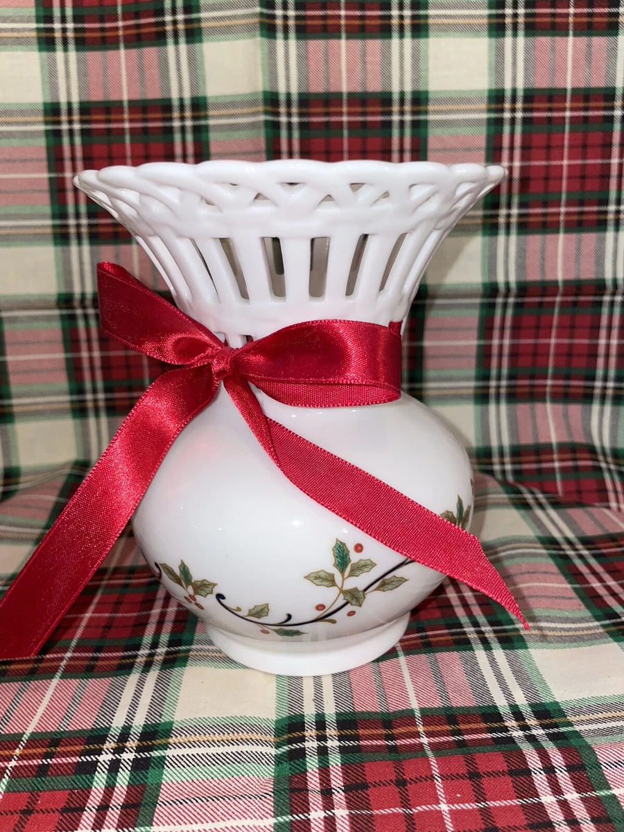 Mikasa Holiday Lace 6&#034; Vase Porcelain Holly Cut Out Design Red Ribbon  RL050 | eBay