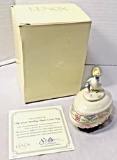 LENOX "DARLING DUCK EASTER EGG" IVORY FINE CHINA TRINKET BOX - 2006