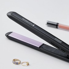 Remington 1 Flat Iron with Anti-Static Technology,