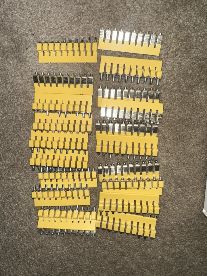 Brand New - Allen Bradley 1492 Cjj6 10 Center Jumpers - Box/Groups of 20 Pieces - Image 2 of 4