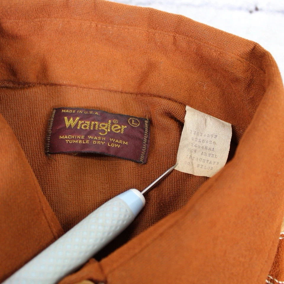 Vintage 70s Wrangler Western Shirt L Pearl Snap Yoke Brown USA Arnel Triacetate - Image 4 of 4