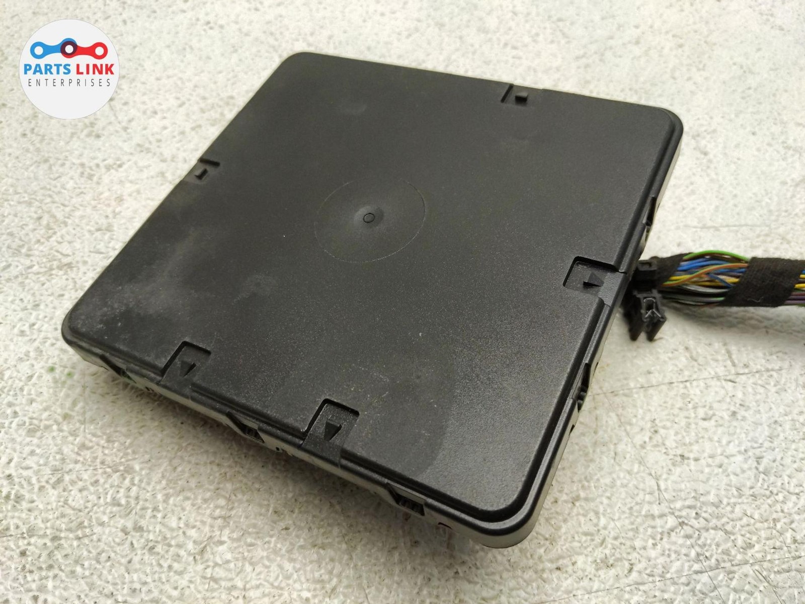 2016-20 BENTLEY BENTAYGA CENTRAL BODY COMFORT MODULE BCM HARNESS SET 8W0907064FD