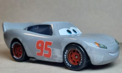 Disney Pixar Cars 3 Primer Lightning McQueen Diecast 1:55 FC