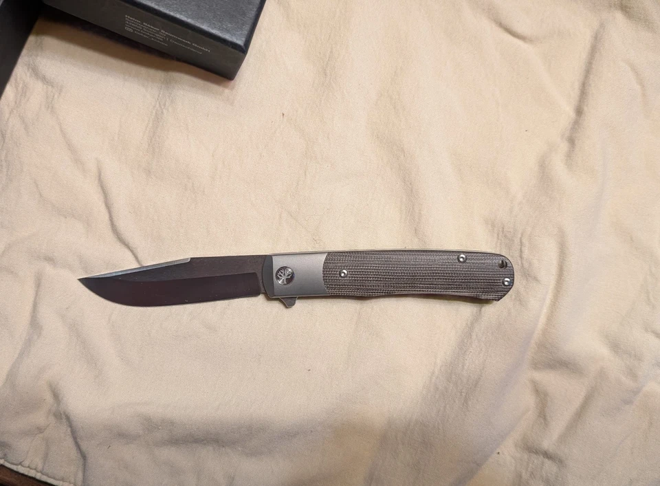 Boker TRPPR Aleta - Balanzas de mango verde Micarta y titanio / Hoja de punto de caída Foto 4 de 4