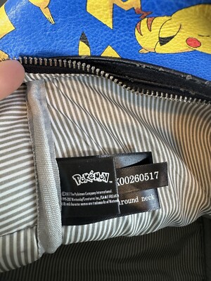 Loungefly Pokémon Pikachu Limited Edition Blue & Yellow Mini  display picture 1