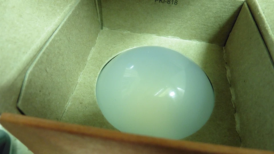 NEW Lighting Science GU24 40-Watt 3000K LED Light Bulb A19 DFN 19 / GU24 Base - Image 4 of 4