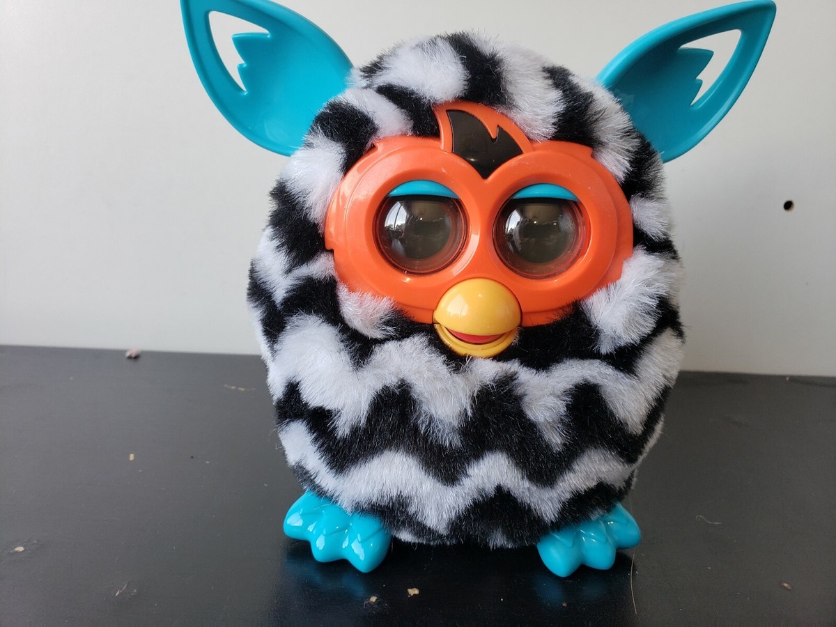 FURBY BOOM 2012 Black White Teal Zig Zags Stripes Working