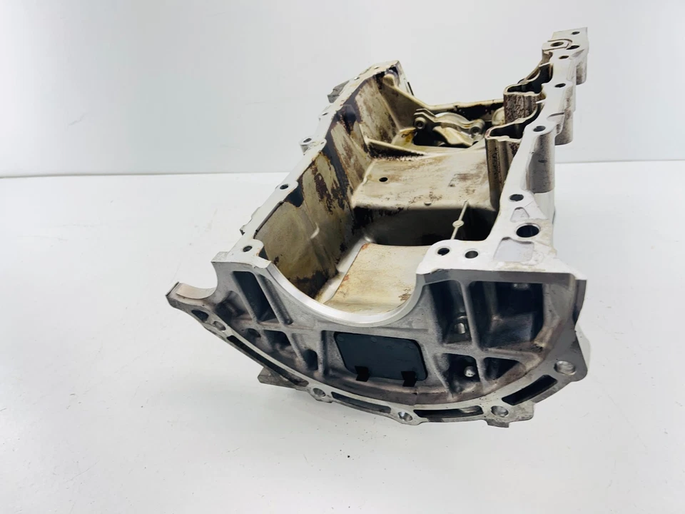 2011-2017 Lexus CT200h OEM 1.8L Engine Upper Oil Pan OEM - Image 2 of 4