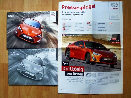 Toyota - GT86 Modell 2012 -40 Seiten Prospekt + 28 S. Preisliste + Pressespiegel