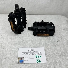 Wellgo Platform Pedals | 9/16" Thread | Black Mint