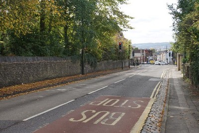 Foto 6x4 Summerhill Road Bristol fast in Redfield. The hill slipes dow c2017