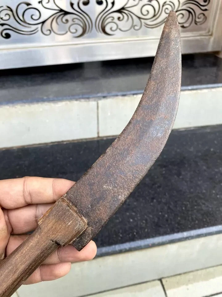 Cuchillo daga hoja de acero mango de madera antiguo cuchillos espada Khanjar Foto 2 de 4