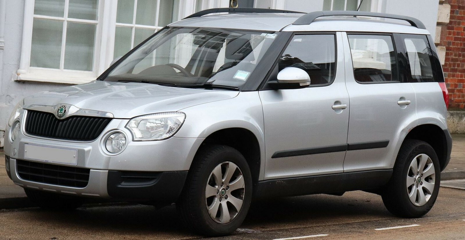 SKODA YETI 5doors 20092018 4pc Wind Deflectors HEKO Tinted eBay