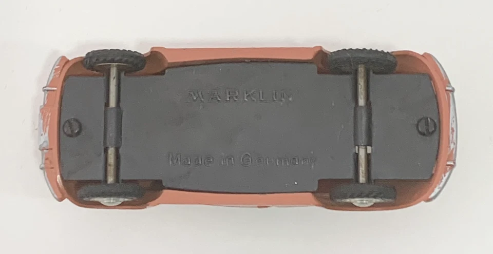 Marklin Salmon Volkswagen Beetle Vintage Original 1/43 Diecast Car 23912 - Image 4 of 4