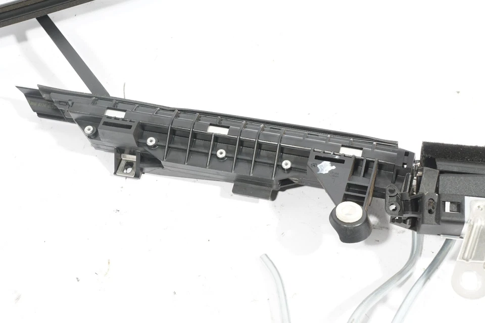 2002-2005 BMW 745Li PROTEÇÃO TRASEIRA ESQUERDA DA PORTA DO LADO DO MOTORISTA PROTETOR SOLAR E MOTOR FABRICANTE DE EQUIPAMENTO ORIGINAL - Imagem 4 de 4