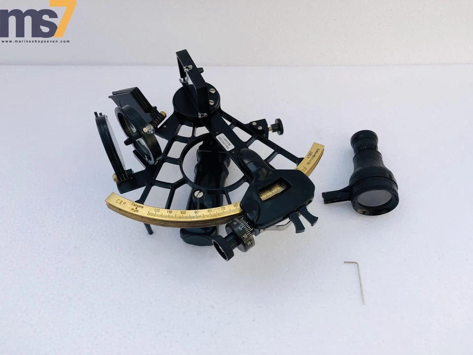 INSTRUMENTO DE NAVEGACIÓN NÁUTICA SEXTANTE G. HECHELMANN HAMBURG BSH 47/01/2/98 Foto 2 de 4