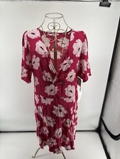 LEITH Size XL Tropical Pink And white floral dress NWT Short Sleeve Surplice