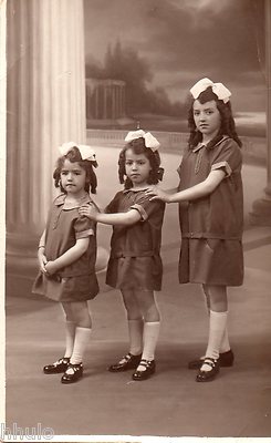 BJ249 Vintage Photo Card RPPC Kids Fashion Fashion Crescent Dress Lined Up