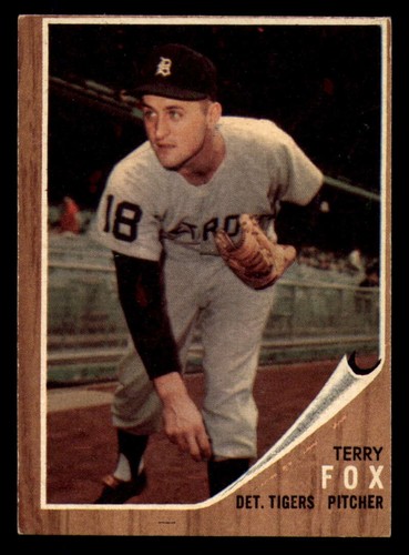 Terry Fox [Green Tint] #196 1962 Topps card