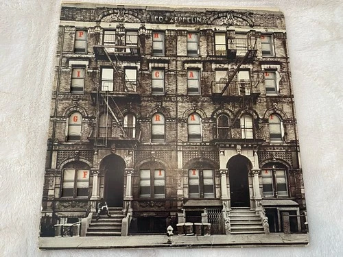 LED ZEPPELIN--PHYSICAL GRAFFITI; 1975; SWAN SONG RECORDS; 2 LPs SS 2-200