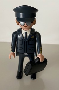 playmobil piloto avion