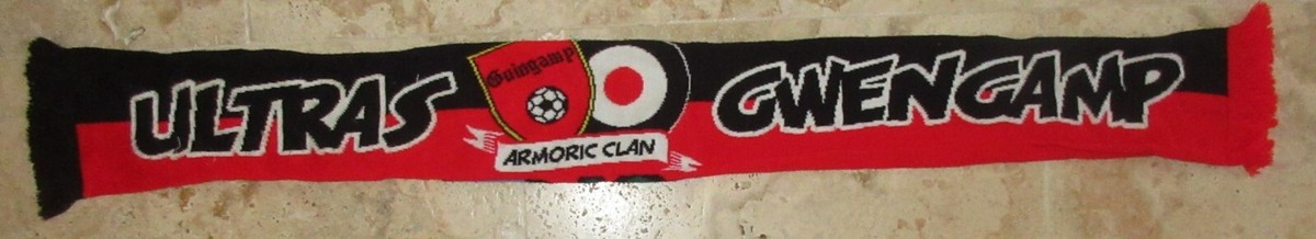 Écharpe De Supporter Guingamp (EAG) Double Face Rouge Et Noir, Ultras
