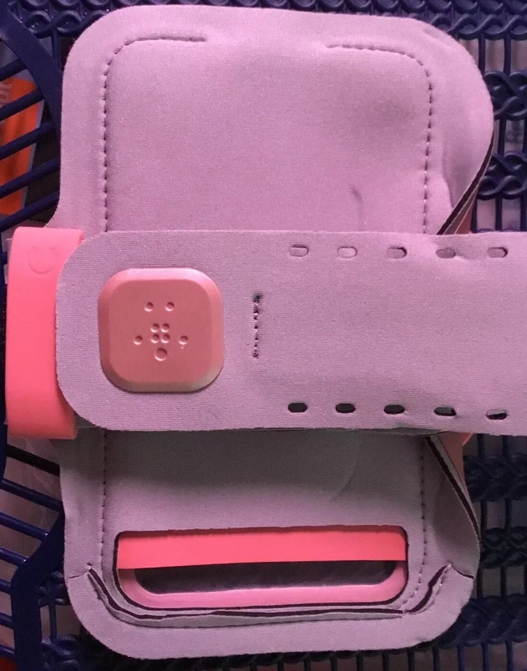 Brazalete BELKIN Sport Fit Plus rosa para "iPhone 7 Plus" Foto 2 de 3