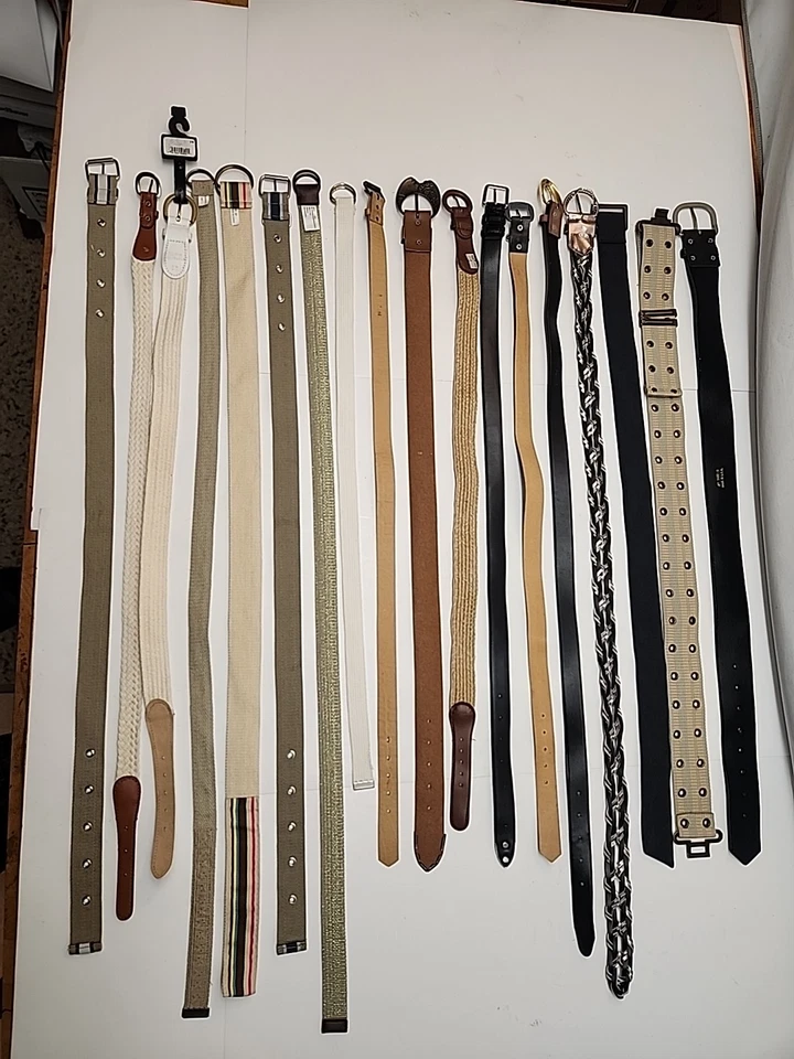 Lot of 18 Womans Vintage Contemporary Belts Unique From 30" To 39" Inches  - Image 4 of 4
