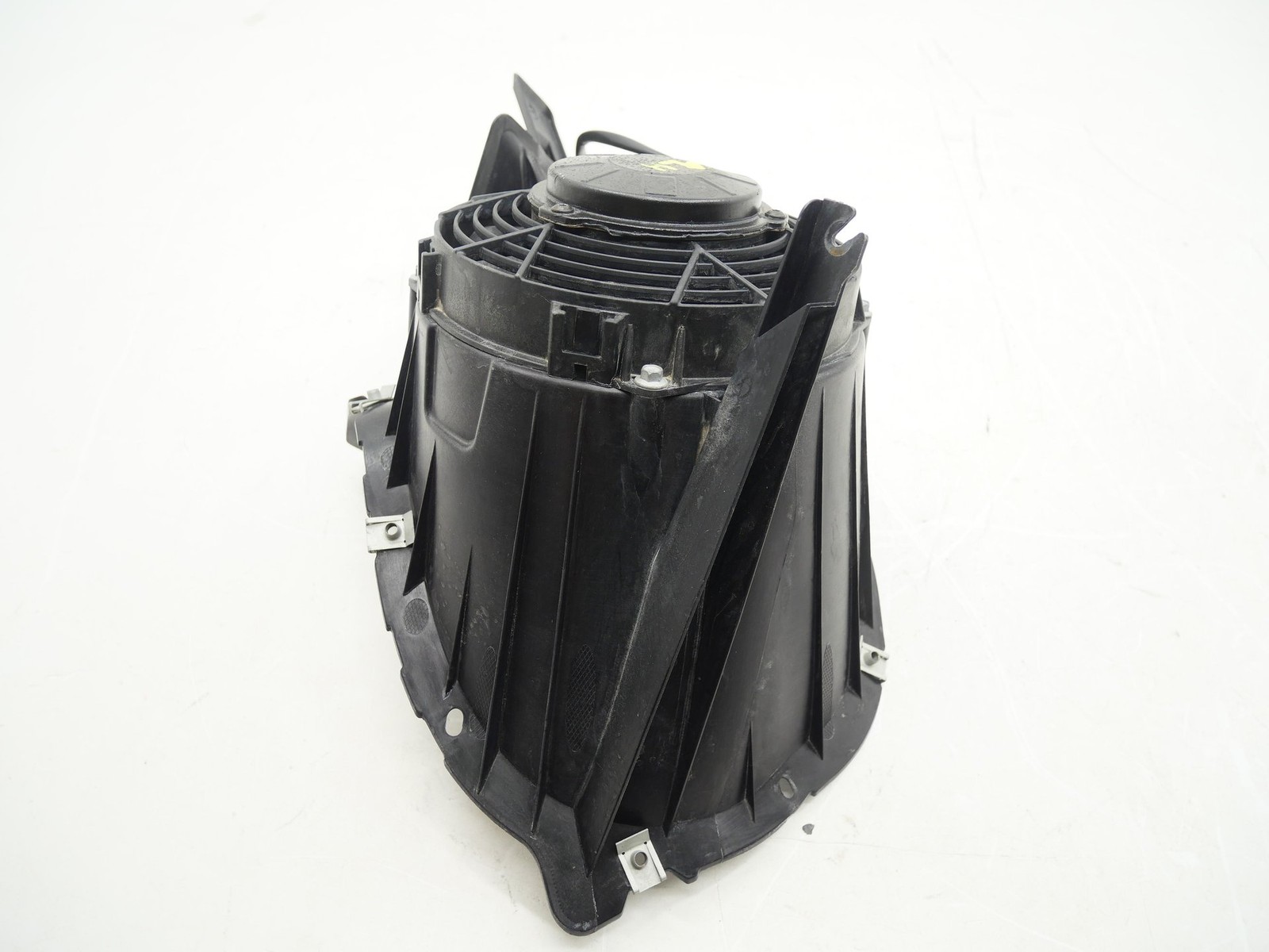 Used Rear Driver Auxiliary Cooling Fan Motor 2016-2021 McLaren 570S Duct LH OEM