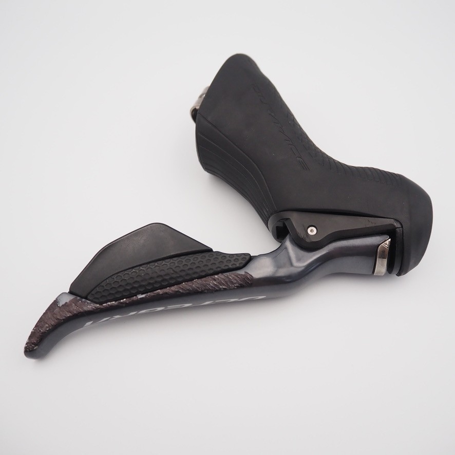 VG] Shimano Ultegra ST-R8070 Di2 Shifters Hydraulic Disc