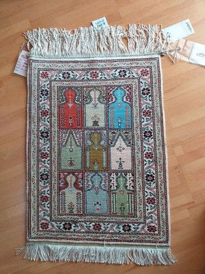 ''Hali Dogus'' Handgeknüpfter Orientteppich 58cmx44cm neuwertig mit floralem Muste