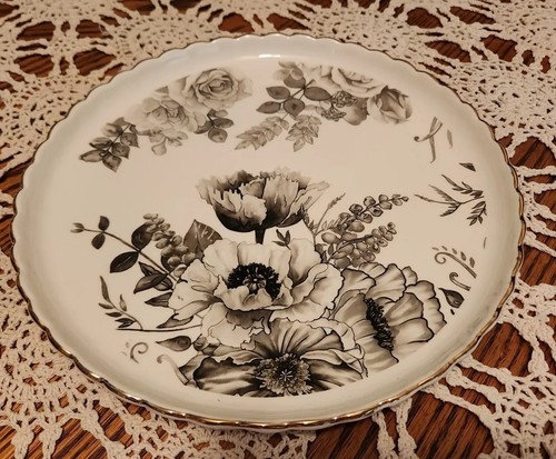 GRACE'S TEAWARE GRAY ROSE'S CAKE PLATE AND SERVER! NEW - Picture 3 of 14