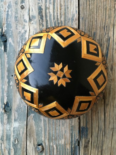 VINTAGE USSR SOVIET UNION THERMO BLACK LACQUER ROUND BOX, WITH GOLD DETAILS - 第 1/14 張圖片