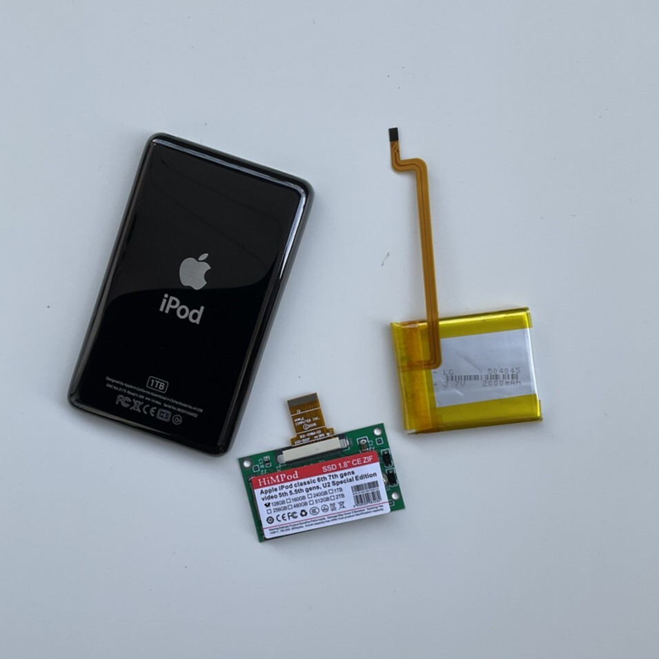 iPod Classic Video 128GB SSD + Case+2000mAh Battery Replace
