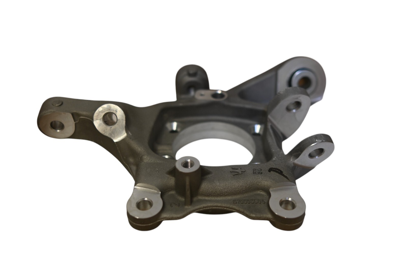 2014-2016 Maserati Ghibli Knuckle Hub Left Rear Arm Link Genuine OEM 670006804
