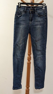 YMI Women's Size 3 Skinny Jeans