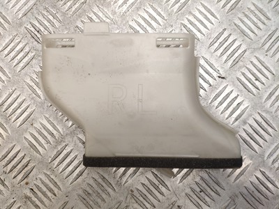 BMW 3 F30 F80 2016 Adapter rear compartment footwell duct 9227811