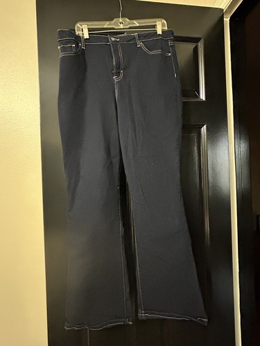 New NWT Womens Size 16 long tall boot cut black stretch jeans Style & Co