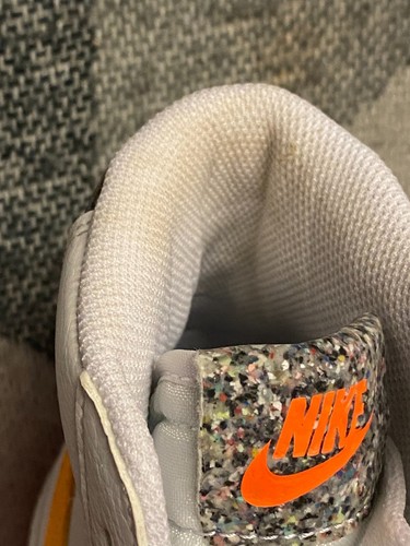 Nike Blazer Mid GS bianco/arancione laser taglia UK 3,5 - Foto 6 di 6