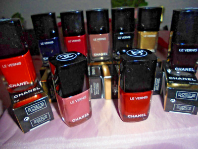 Chanel Nagellacke 9 Farben zur Auswahl neu in OVP