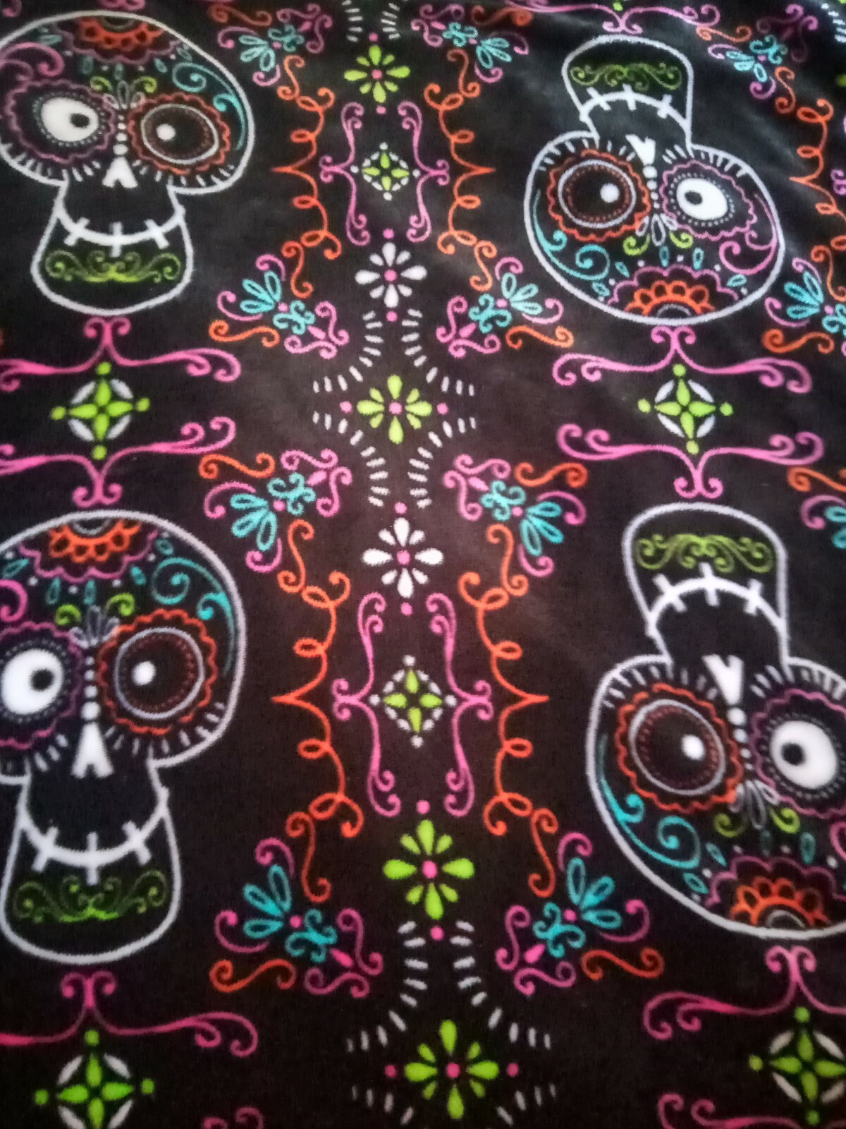 Holiday Psychedelic Skull Throw Blanket 