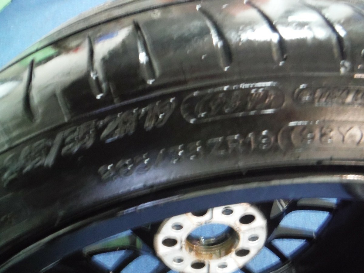 BMW M2 10J X 19” Y-spoke Rear Comp alloy 36108093988 & Michelin  