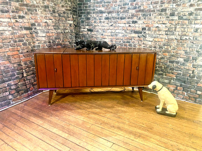 Mid Century Stereo Record Tube Console by Zenith 1965 - MN2604