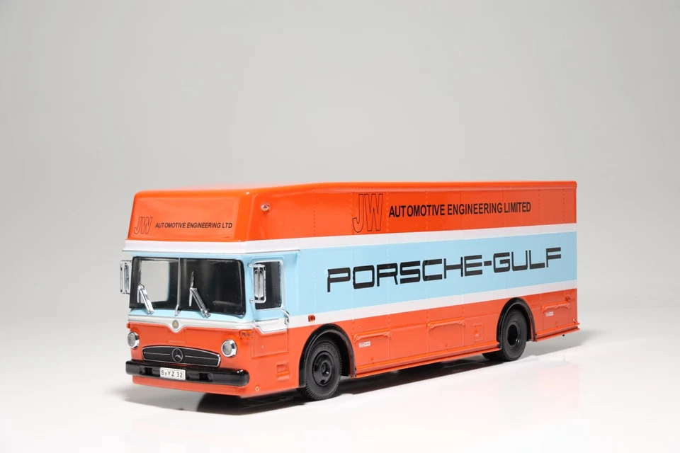 1/43 高级 ClassiXXs 1970 梅赛德斯赛车运输车(海湾保时捷橙色/蓝色) — 第 3/4 张图片