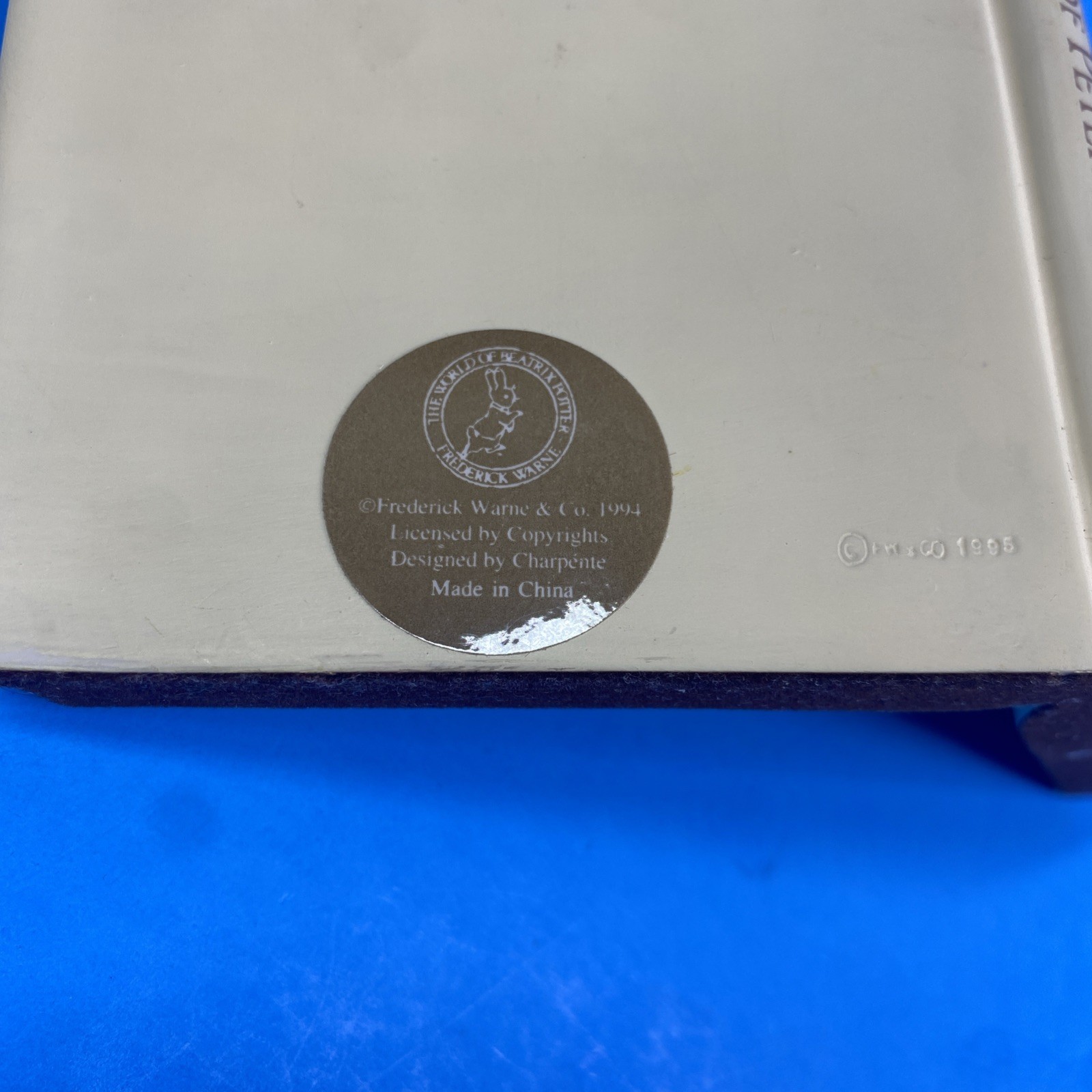 “The Tale Of Peter Rabbit” Beatrix Potter Nursery Enesco 3D Book Photo Frame