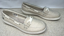 Keds Grasshoppers Women's Loafers Sz 7  . EF63469, Beige